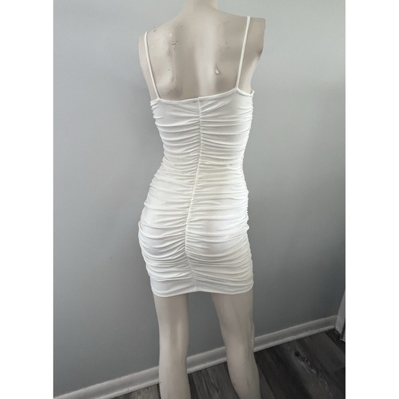 Windsor Dress Womens M Ruched Mini Sheath Bodycon Honeymoon Sexy Mermaid Glam - Picture 5 of 10